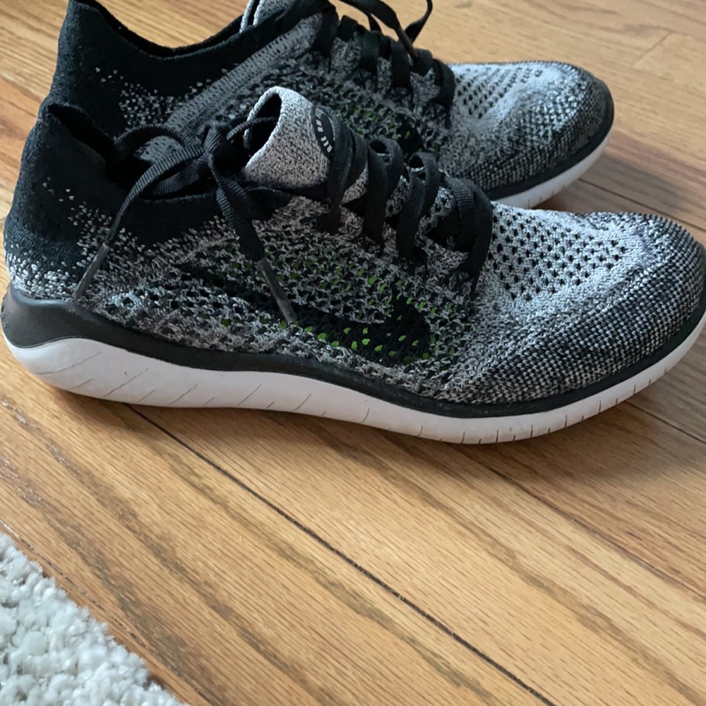 Nike Free RN Flyknits